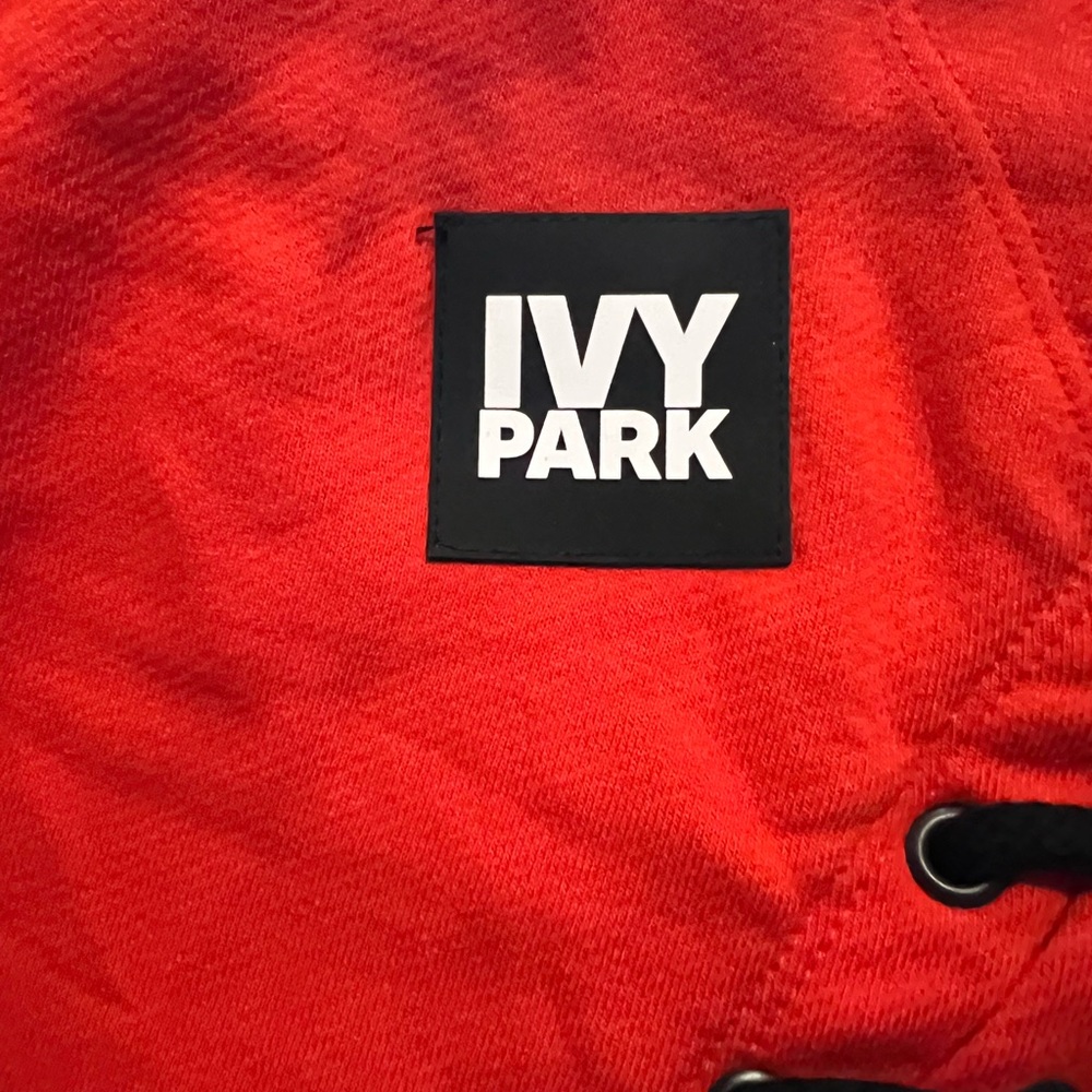 Ivy Park Red Lace-Up Cropped Sweatpants - Picture 7 of 12
